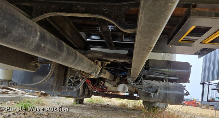 image for item DV1264 2022 Freightliner M2 106 rollback truck