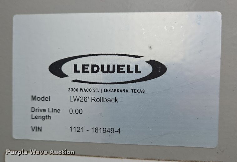 image for item DV1264 2022 Freightliner M2 106 rollback truck