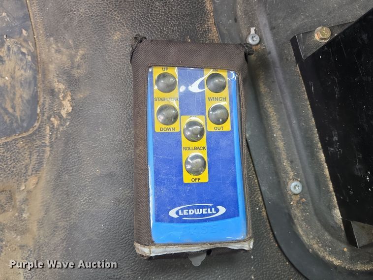 image for item DV1264 2022 Freightliner M2 106 rollback truck