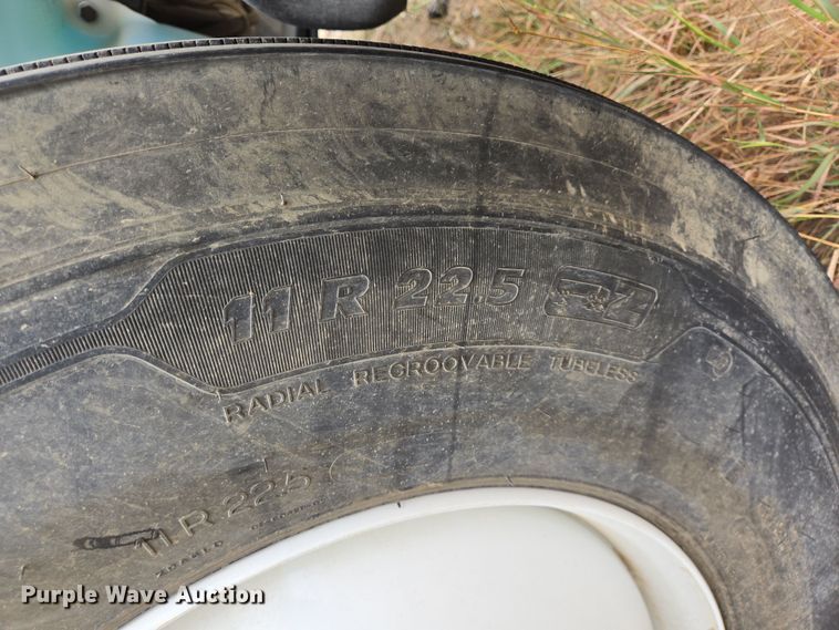 image for item DV1264 2022 Freightliner M2 106 rollback truck