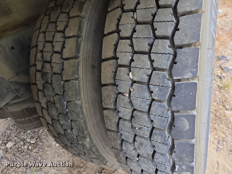 image for item DV1264 2022 Freightliner M2 106 rollback truck