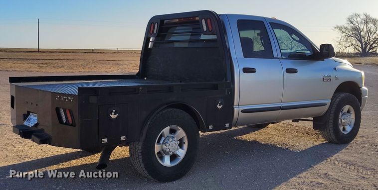 image for item DV6669 2007 Dodge  Ram 2500 Quad Cab flatbed truck