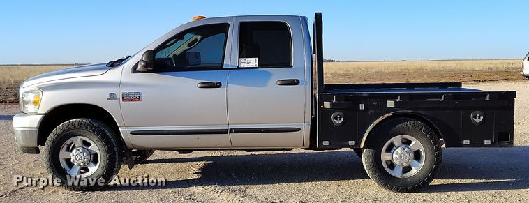 image for item DV6669 2007 Dodge  Ram 2500 Quad Cab flatbed truck