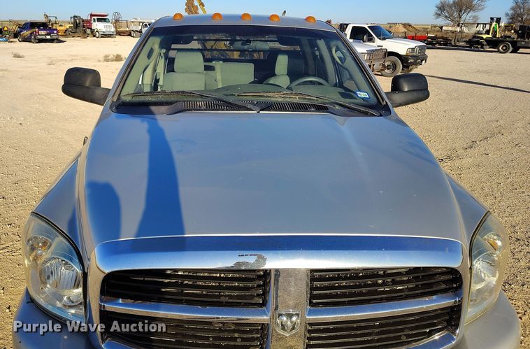 image for item DV6669 2007 Dodge  Ram 2500 Quad Cab flatbed truck