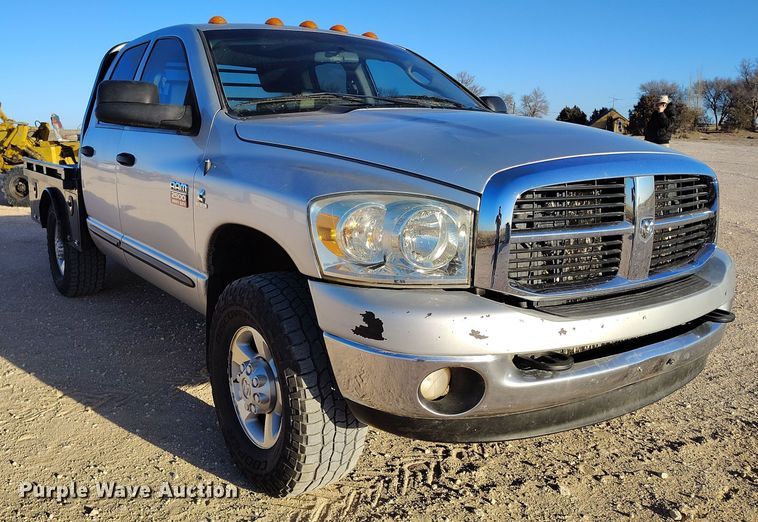 image for item DV6669 2007 Dodge  Ram 2500 Quad Cab flatbed truck