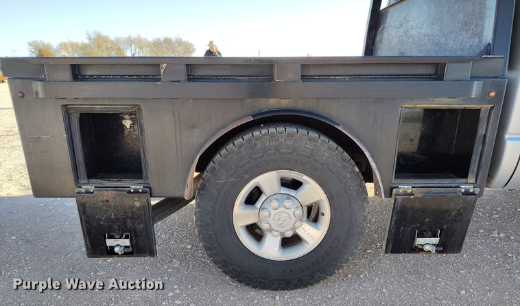 image for item DV6669 2007 Dodge  Ram 2500 Quad Cab flatbed truck