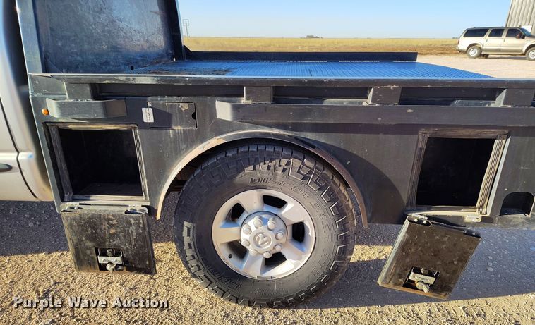 image for item DV6669 2007 Dodge  Ram 2500 Quad Cab flatbed truck