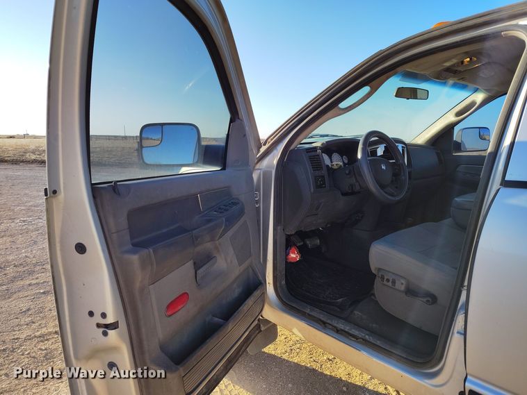 image for item DV6669 2007 Dodge  Ram 2500 Quad Cab flatbed truck