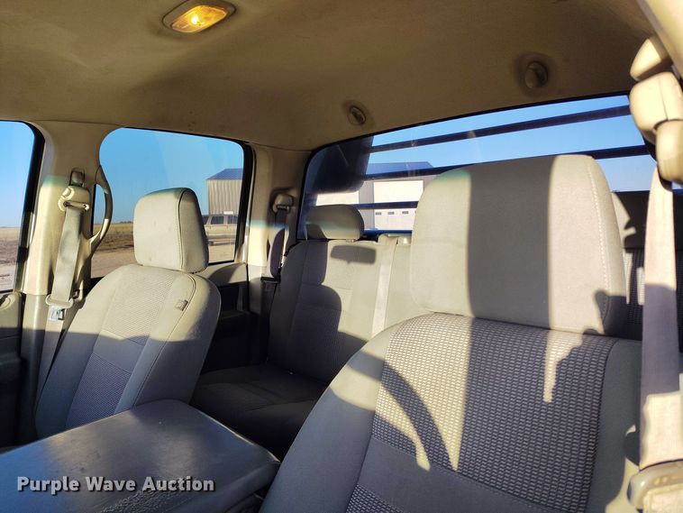 image for item DV6669 2007 Dodge  Ram 2500 Quad Cab flatbed truck