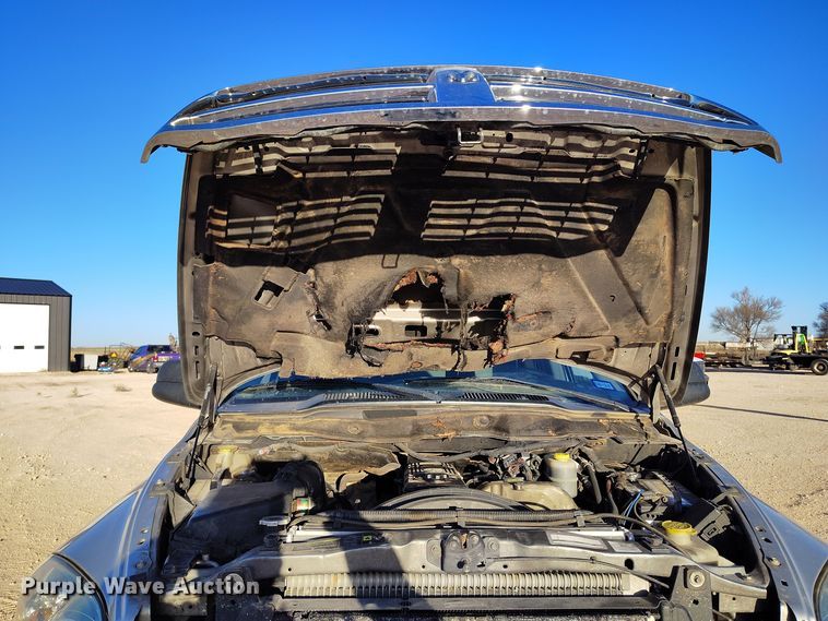 image for item DV6669 2007 Dodge  Ram 2500 Quad Cab flatbed truck