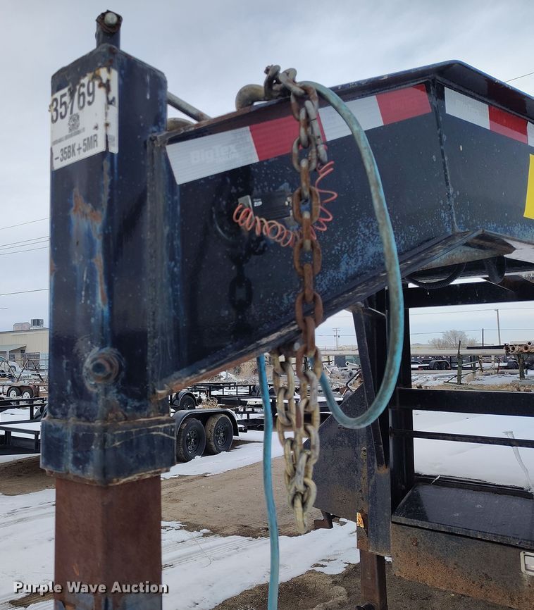 image for item DV6684 2022 Big Tex 22GN-35BK+5MR equipment trailer