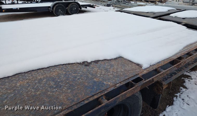 image for item DV6684 2022 Big Tex 22GN-35BK+5MR equipment trailer