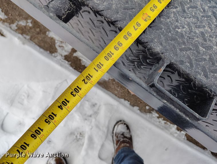 image for item DV6687 2022 Norstar Iron Bull equipment trailer