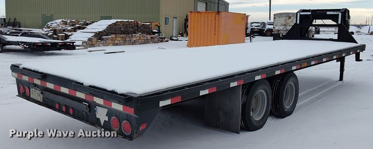 image for item DV6690 2015 PJ equipment trailer