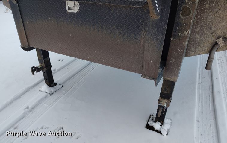 image for item DV6690 2015 PJ equipment trailer