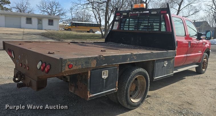 image for item DW2856 2003 Ford F450 Super Duty Crew Cab flatbed truck