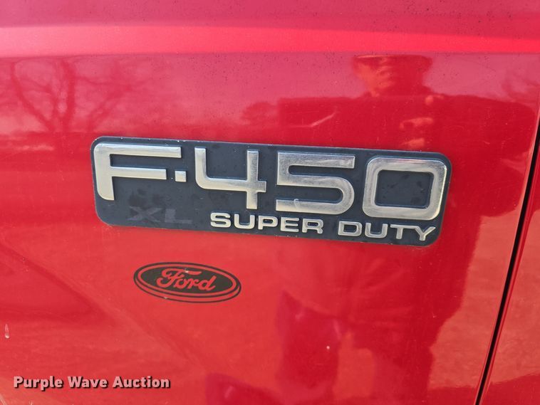 image for item DW2856 2003 Ford F450 Super Duty Crew Cab flatbed truck