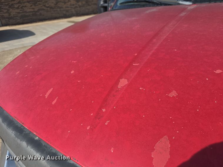 image for item DW2856 2003 Ford F450 Super Duty Crew Cab flatbed truck