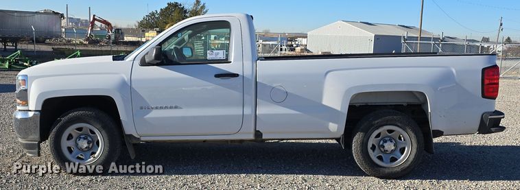 image for item DW3082 2016 Chevrolet Silverado 1500 pickup truck