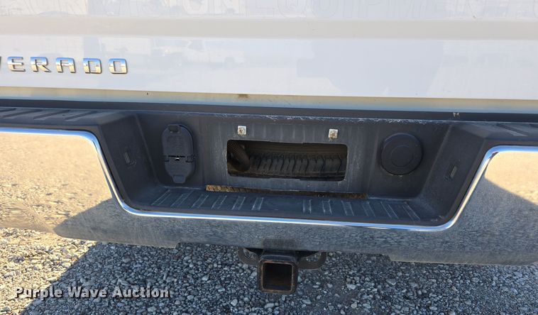 image for item DW3082 2016 Chevrolet Silverado 1500 pickup truck