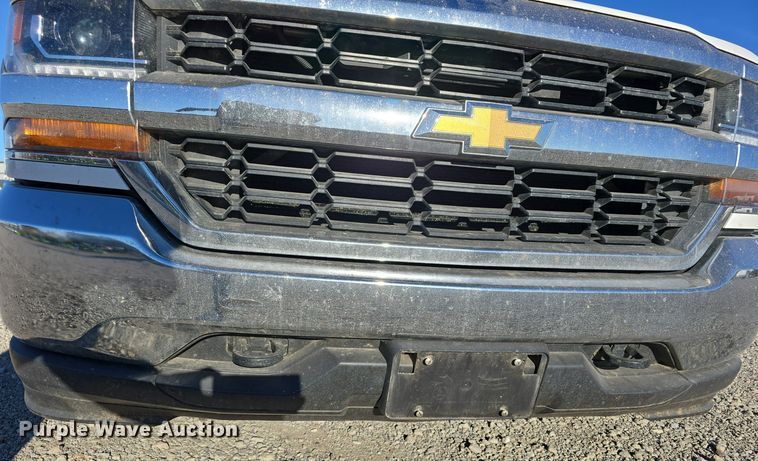 image for item DW3082 2016 Chevrolet Silverado 1500 pickup truck