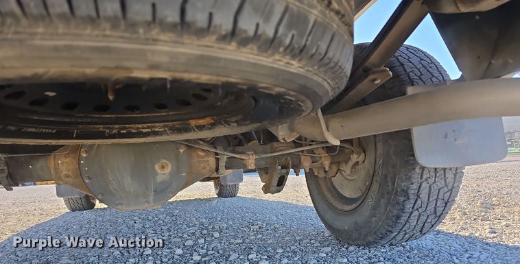 image for item DW3082 2016 Chevrolet Silverado 1500 pickup truck