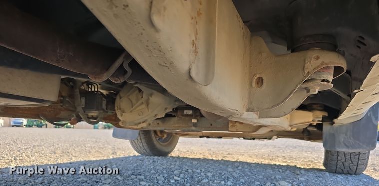 image for item DW3082 2016 Chevrolet Silverado 1500 pickup truck