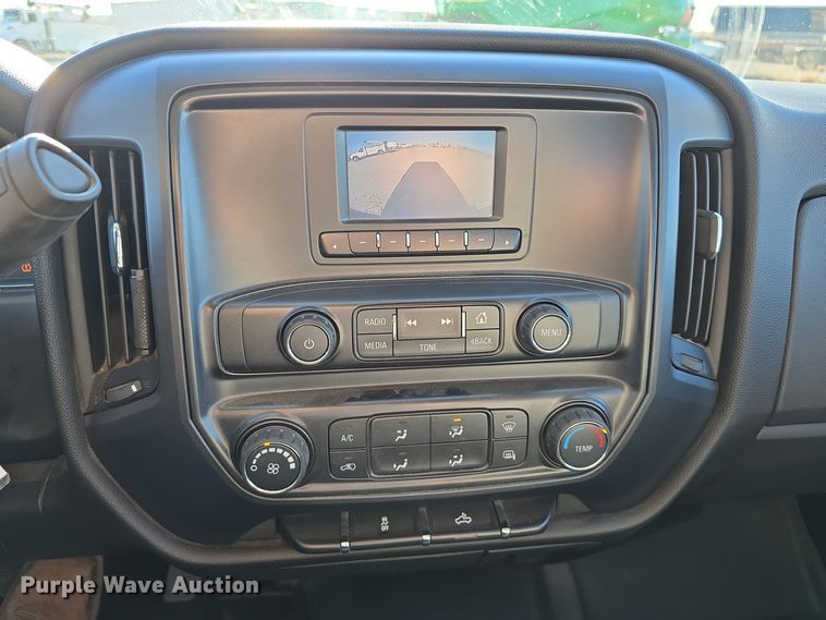 image for item DW3082 2016 Chevrolet Silverado 1500 pickup truck