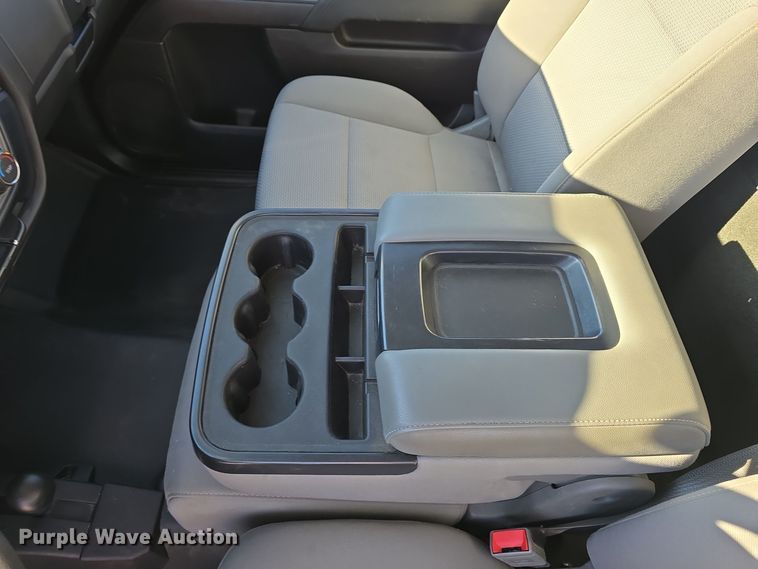 image for item DW3082 2016 Chevrolet Silverado 1500 pickup truck