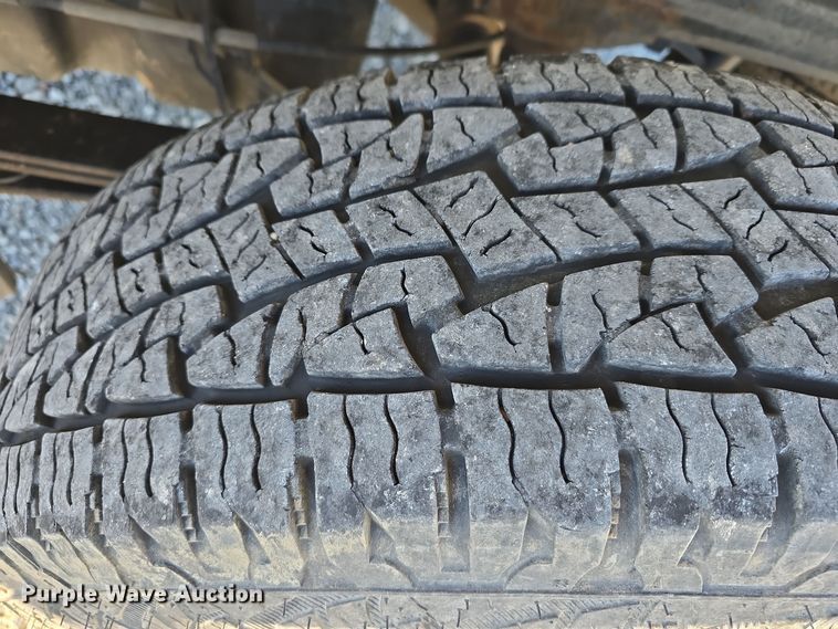 image for item DW3082 2016 Chevrolet Silverado 1500 pickup truck