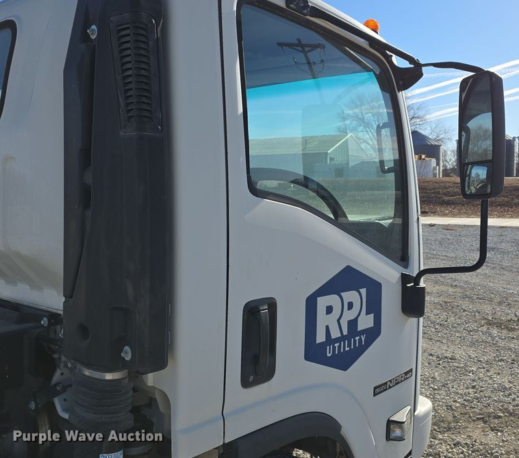 image for item DW3116 2014 Isuzu NPR HD truck cab and chassis