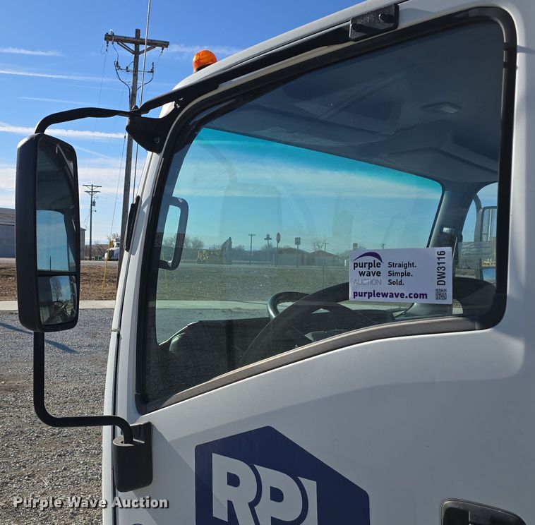 image for item DW3116 2014 Isuzu NPR HD truck cab and chassis