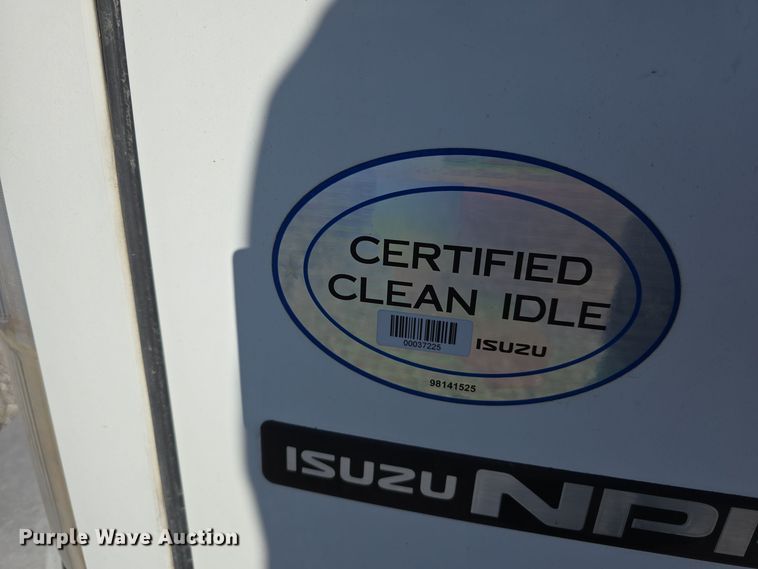 image for item DW3116 2014 Isuzu NPR HD truck cab and chassis