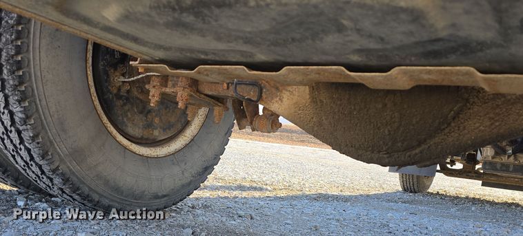 image for item DW3116 2014 Isuzu NPR HD truck cab and chassis