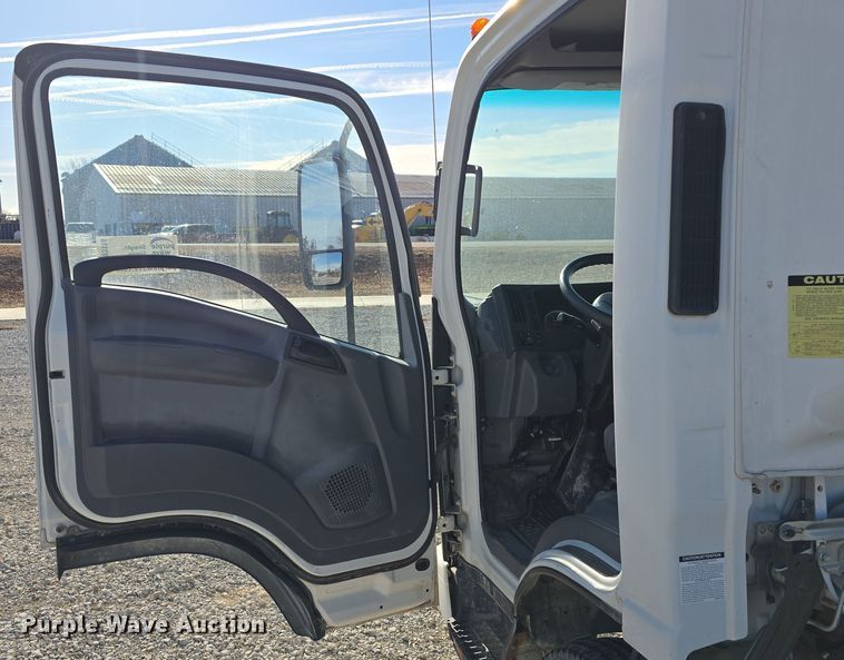 image for item DW3116 2014 Isuzu NPR HD truck cab and chassis