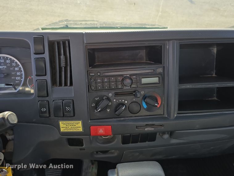 image for item DW3116 2014 Isuzu NPR HD truck cab and chassis