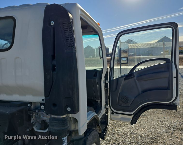 image for item DW3116 2014 Isuzu NPR HD truck cab and chassis