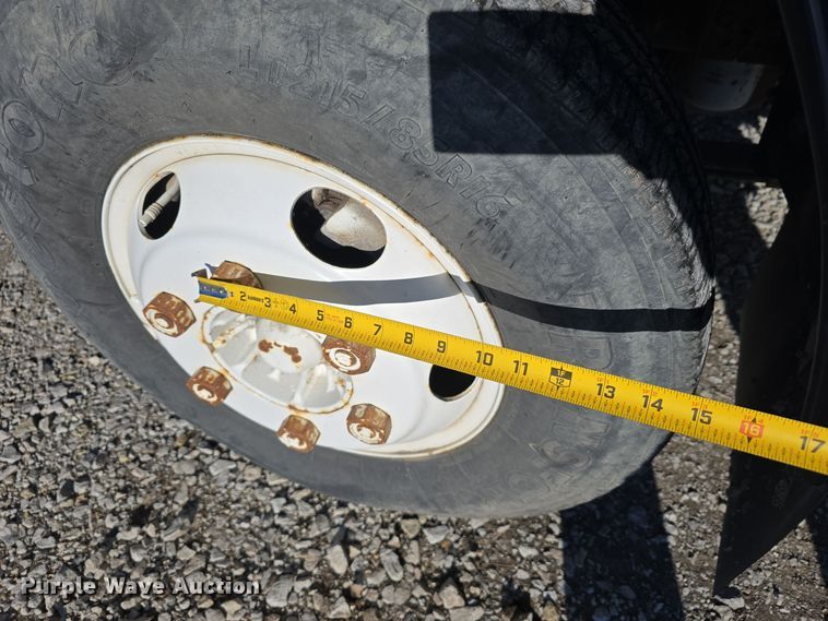 image for item DW3116 2014 Isuzu NPR HD truck cab and chassis