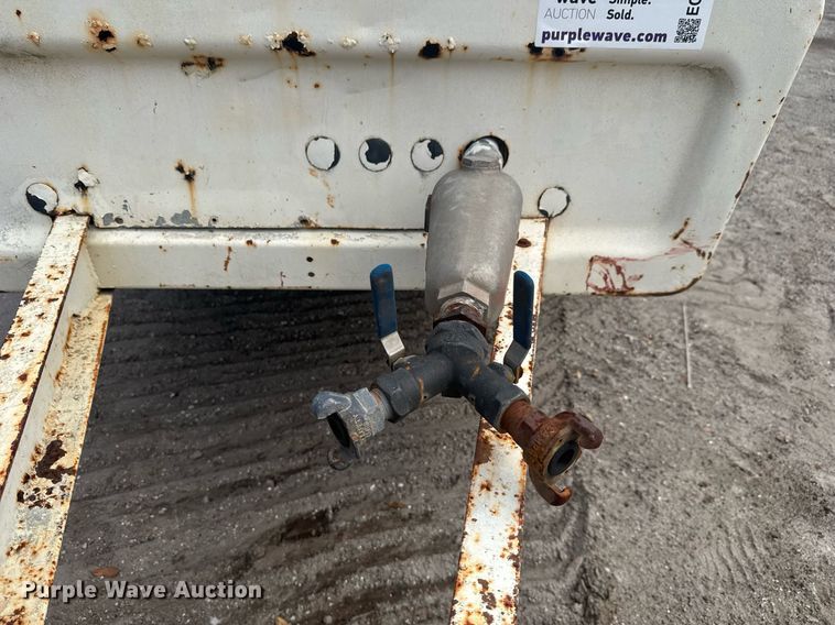 image for item EC3472 Ingersoll Rand P185CWJD air compressor