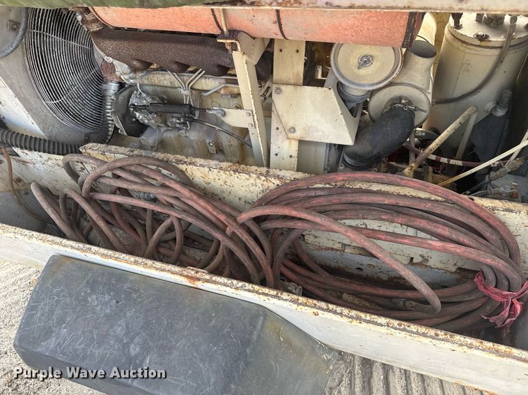 image for item EC3472 Ingersoll Rand P185CWJD air compressor