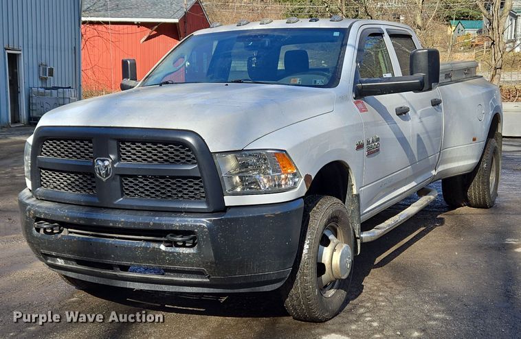 image for item EC3987 2014 Dodge Ram 3500 Crew Cab pickup truck