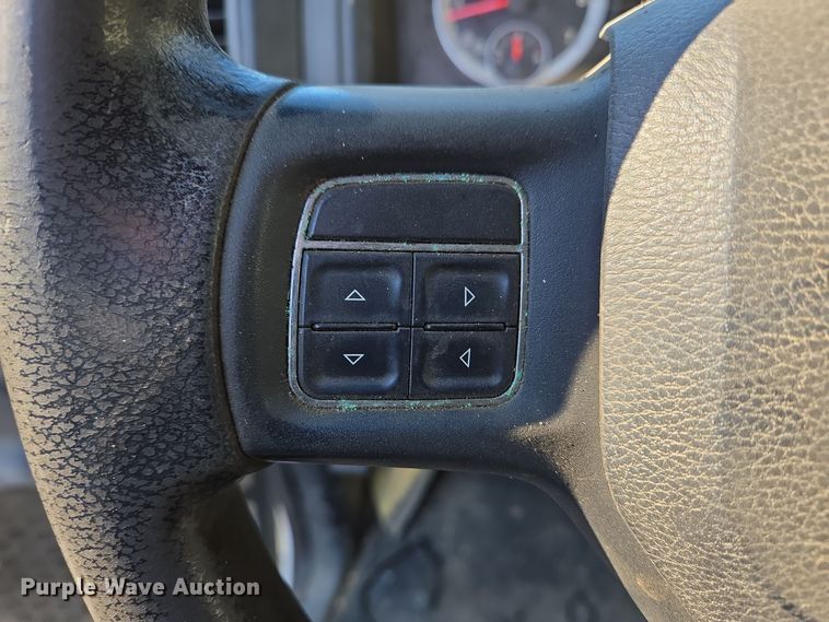 image for item EC3987 2014 Dodge Ram 3500 Crew Cab pickup truck