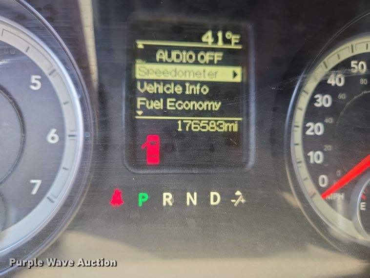 image for item EC3987 2014 Dodge Ram 3500 Crew Cab pickup truck