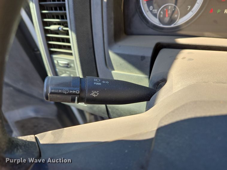 image for item EC3987 2014 Dodge Ram 3500 Crew Cab pickup truck