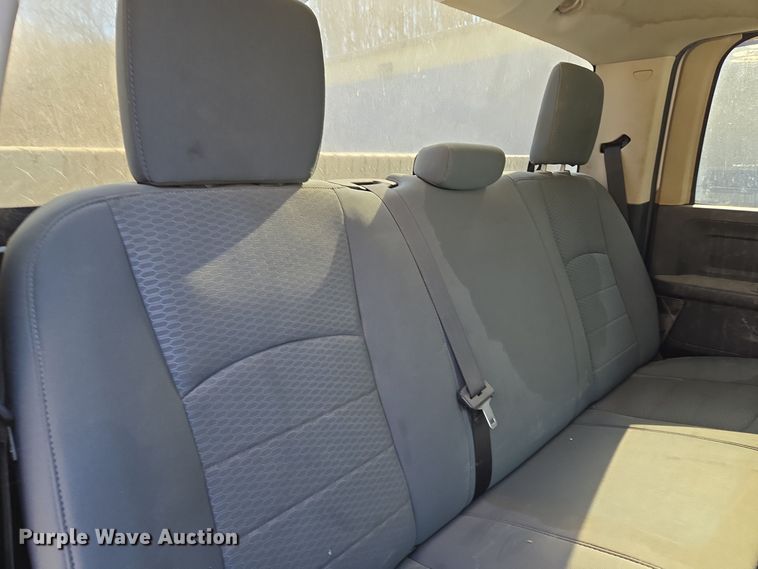 image for item EC3987 2014 Dodge Ram 3500 Crew Cab pickup truck