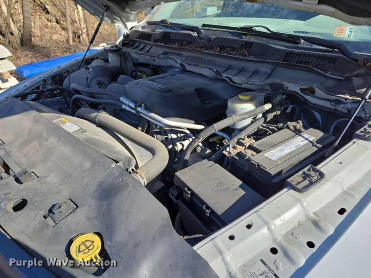 image for item EC3987 2014 Dodge Ram 3500 Crew Cab pickup truck