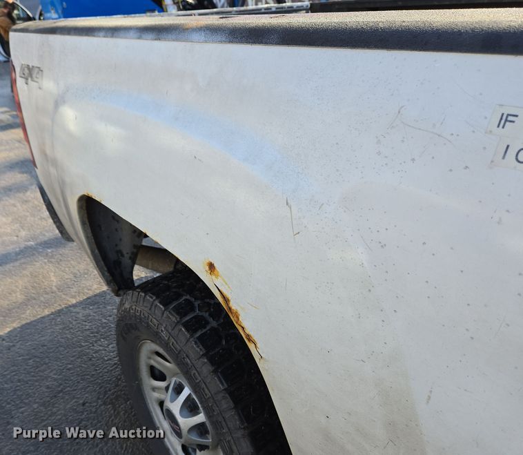 image for item EC3988 2013 Chevrolet Silverado 3500HD pickup truck