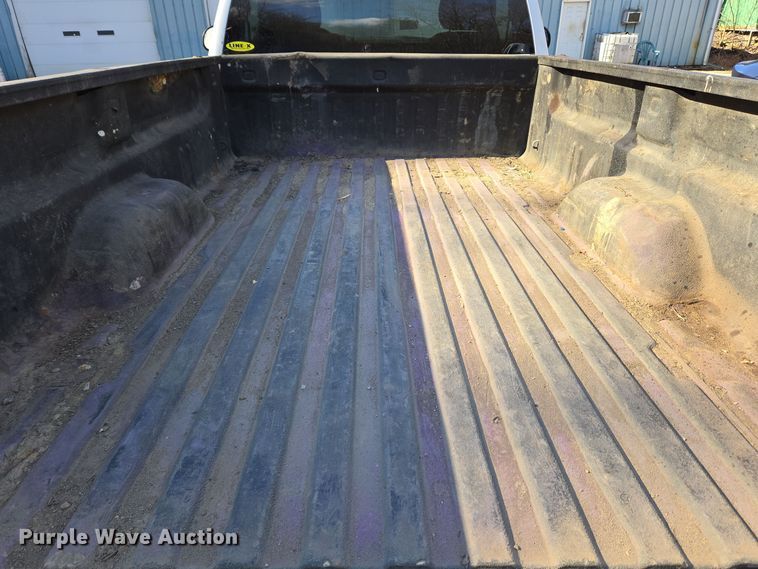 image for item EC3988 2013 Chevrolet Silverado 3500HD pickup truck