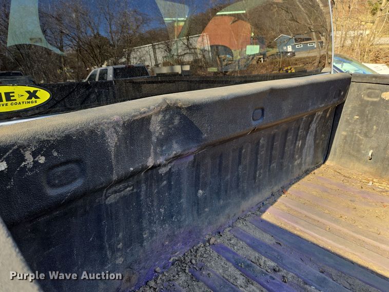 image for item EC3988 2013 Chevrolet Silverado 3500HD pickup truck