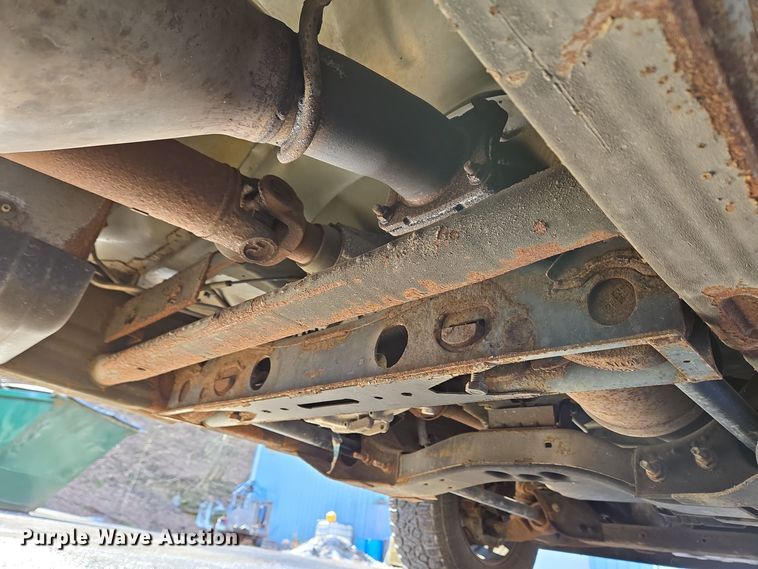 image for item EC3988 2013 Chevrolet Silverado 3500HD pickup truck